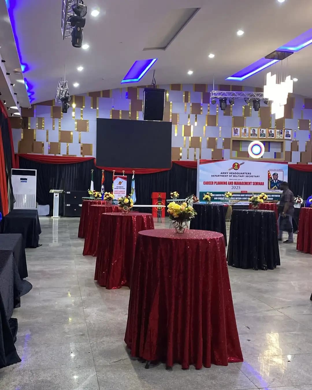 Elegant, stylish, and perfectly curated. Our cocktail setup for Career planning and Management seminar 2025 was a hit, and we’re thrilled our clients loved it. At Ojis Styling, we bring creativity and sophistication to every event. Cheer